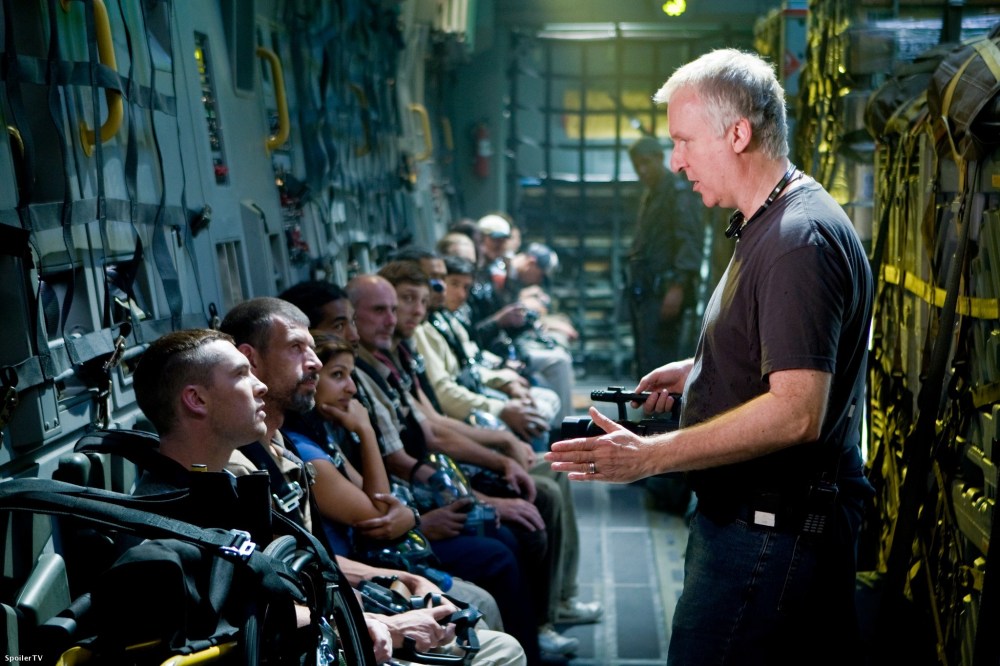 James Cameron shoots Avatar.