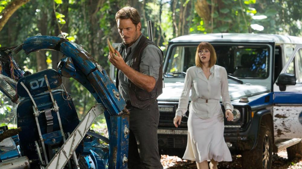 chris-pratt-bryce-dallas-howard-jurassic-world