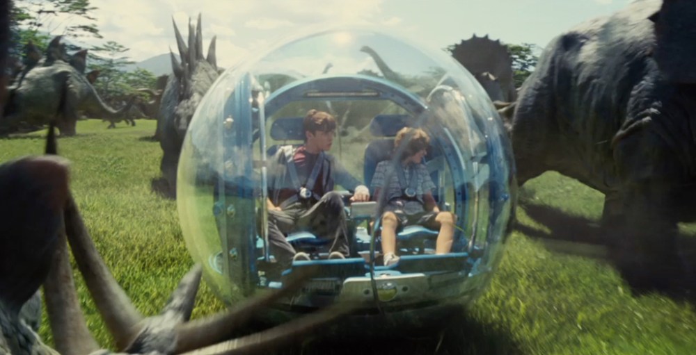 jurassic-world-super-bowl-trailer-screenshot-gyrosphere